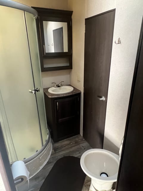 30' Sandstorm Toy Hauler – Adventure-Ready and Fully Equipped Towable trailer in Eugene