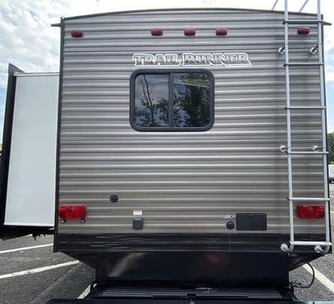 2016 Heartland RVs Trail Runner(Delivery Only, No pickup) Towable trailer in Portage