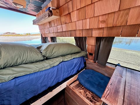 Lounge area for standing, sitting and eating.