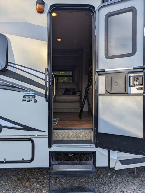 Sandy's 2015 Jayco Greyhawk Drivable vehicle in Concord