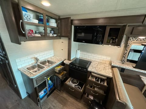 2018 Jayco Alante Bunkbeds Drivable vehicle in Lake Lewisville