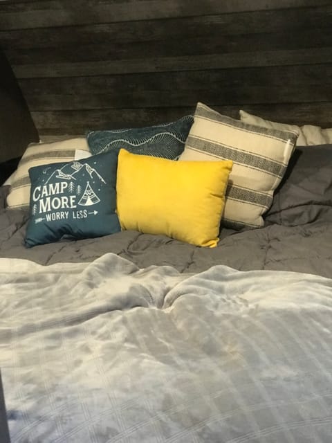 King Size Bed w/ lots of storage