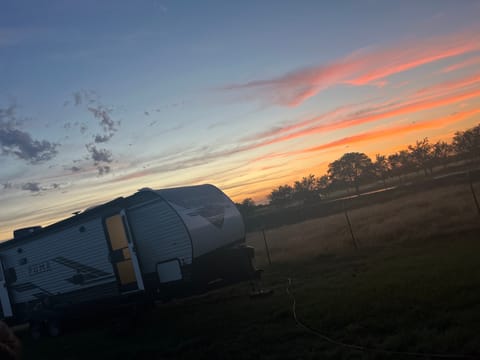 The SamMobile -2023 Palomino Puma Travel Trailer Towable trailer in Mesquite