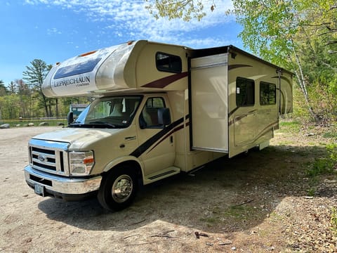 2019 Coachmen Leprechaun 280SS Drivable vehicle in Manchester