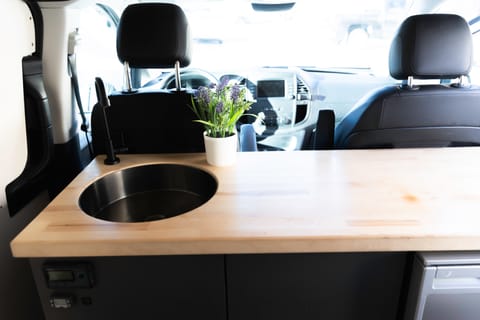 Sink with 5 gal fresh water tank