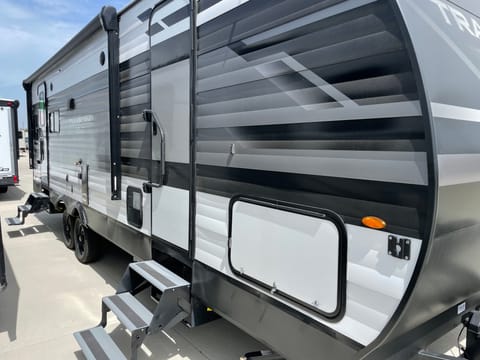 2022 Grand Design Transcend Xplor Ransom Rig Towable trailer in Bailey