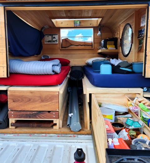 Fun and compact Ford F-150 Camping-car in Louisville