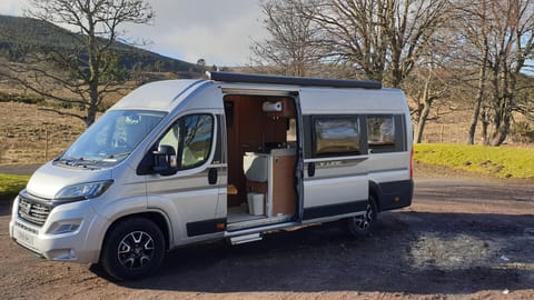 2018 Fiat Autotrail V-line 635 SE 2 berth Van aménagé in Carnoustie