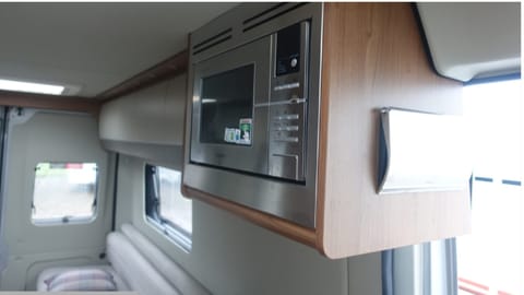 2018 Fiat Autotrail V-line 635 SE 2 berth Van aménagé in Carnoustie