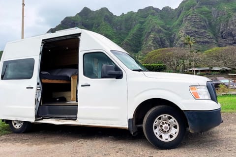 Shibi The Campervan - 2014 Nissan NV 2500 Camper in Ewa Beach