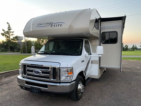 2018 Thor Freedom Elite 24HE Drivable vehicle in Edmond
