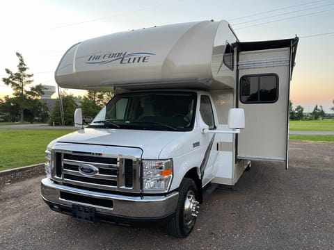 2018 Thor Freedom Elite 24HE Veicolo da guidare in Edmond