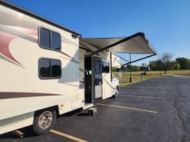 2017 Coachmen Freelander Drivable vehicle in Springfield