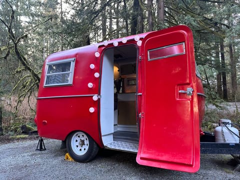 Billie the Boler - Vintage 1978 Travel Trailer Towable trailer in Vancouver