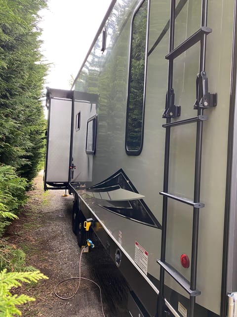 2021 Forest River Cherokee Wolf Pack Towable trailer in Southold