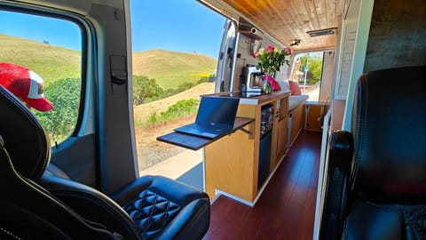 LUXURY MERCEDES CAMPER VAN | Kitchen, Shower, Solar, Murphy bed.. Campervan in Concord