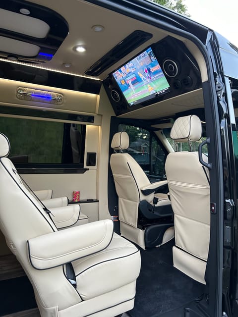 Luxury 2024 Mercedes Ultimate Coach Sprinter - Fun &  Luxury for All! Campervan in Lutz