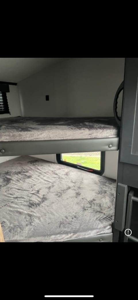 2022 Keystone RV Outback Ultra-Lite Remorque tractable in Roseville