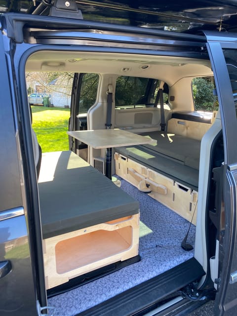 Lin’s Campervan Campervan in Richmond