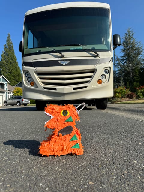 Reptar the Raptor - welcome to his RoVer!