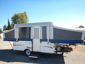 2010 Coleman Santa fe Towable trailer in Bremerton