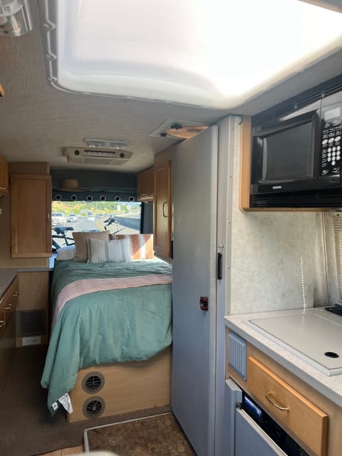 2003 Volkswagen Winnebago Rialta Drivable vehicle in Santa Rosa