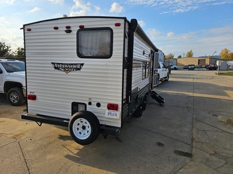 2021 Forest River Wildwood X-Lite Towable trailer in Florence