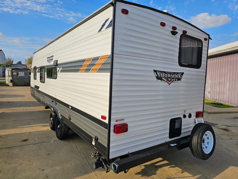 2021 Forest River Wildwood X-Lite Towable trailer in Florence