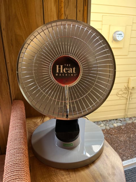 This heater is very effective at warming the space.  It is a ceramic radiant heater. 