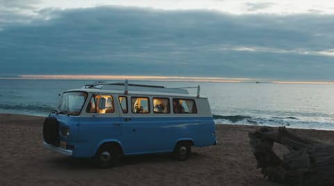 Ford Econoline Reisemobil in Ventura