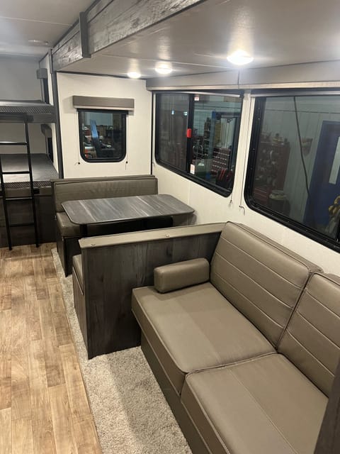 2022 Keystone Hideout Towable trailer in Castle Rock Lake