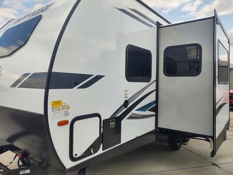 2022 Forest River Surveyor Legend Towable trailer in Northfield