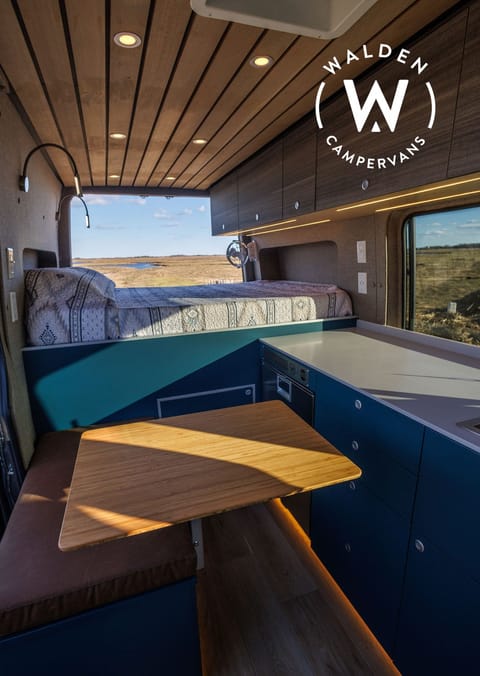 "Mardy" Adventure Ready Campervan - Mercedes-Benz Sprinter Reisemobil in Acton
