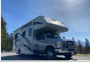 2019 Adventurer Adventurer Motorhome Drivable vehicle in Cathedral City
