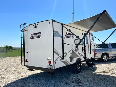 2023 Dutchmen Coleman Rubicon - Sporty Camper Towable trailer in Pflugerville