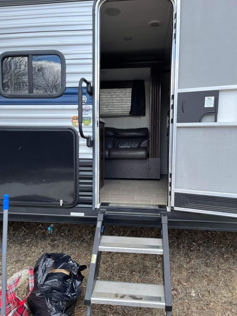 2020 Forest River Cherokee Grey Wolf Towable trailer in Penobscot