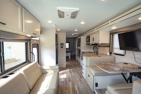 2023 Thor A.C.E. comfortable, luxury Drivable vehicle in Hacienda Heights