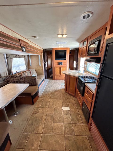 2013 Forest River Cherokee Towable trailer in Cheyenne