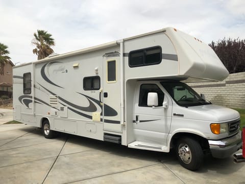 2008 Jayco Greyhawk - in excellent condition. You will not be surprised. Drivable vehicle in Fontana