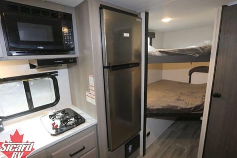 2024 Keystone RV Hideout 181BH - Perfect light weight family trailer! Tráiler remolcable in Bowmanville