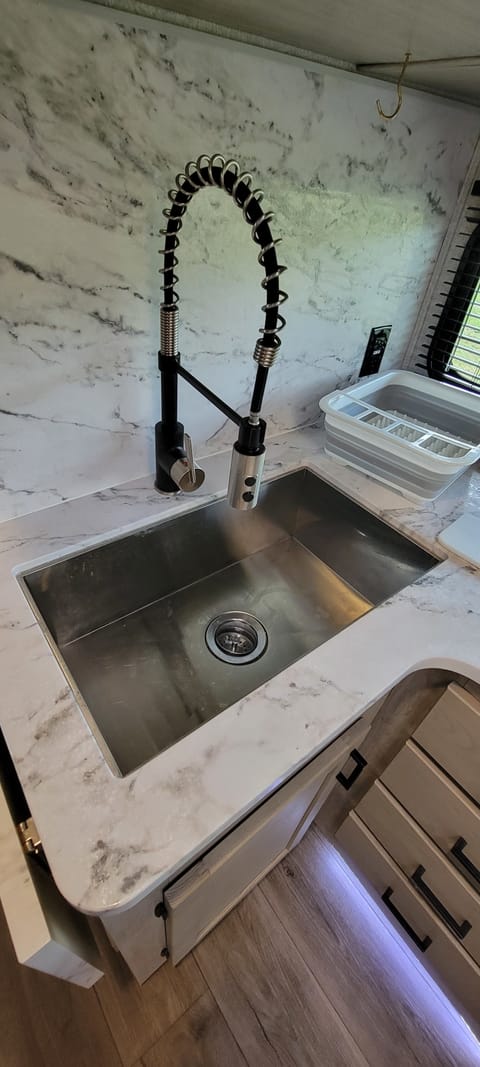 kitchen sink