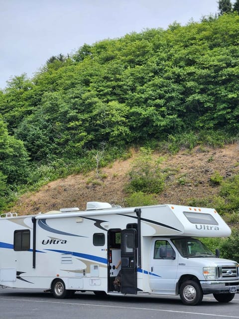 Peanut Butter Knuckles Drivable vehicle in Vancouver