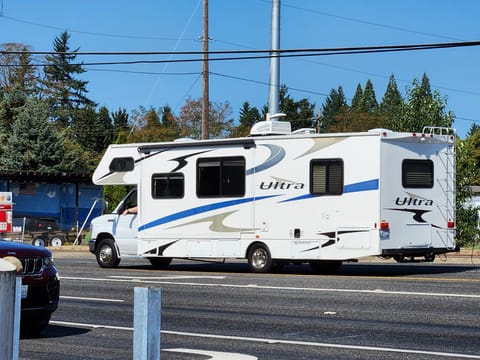 Peanut Butter Knuckles Drivable vehicle in Vancouver