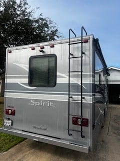 2020 Winnebago Spirit 31H Sleeps 8 Fahrzeug in Texas