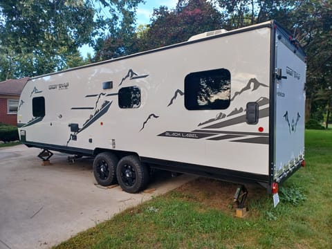 2022 Forest River Cherokee Grey Wolf Towable trailer in Clinton Township