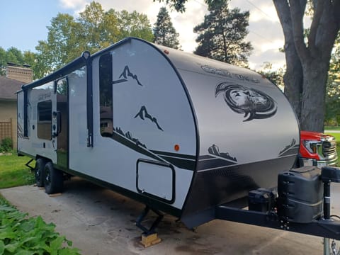 2022 Forest River Cherokee Grey Wolf Towable trailer in Clinton Township