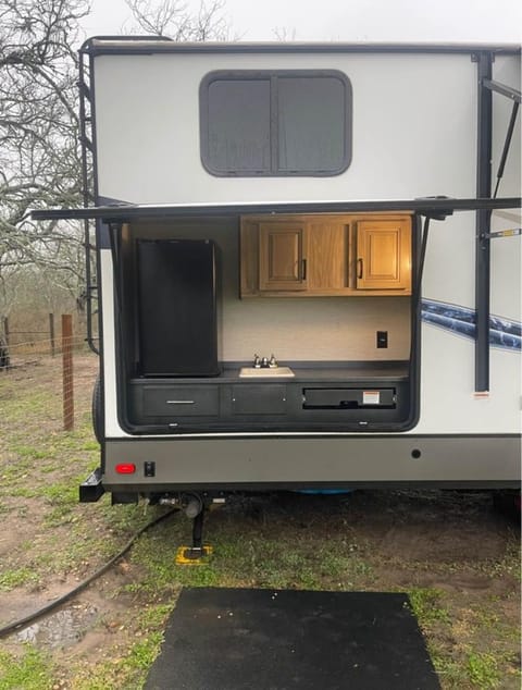 2021 Solaire 36 - Rate includes Del, Ins & Fees* Towable trailer in New Braunfels