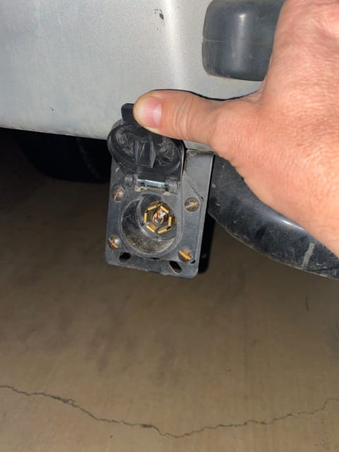 7-pin trailer brake connection required to operate electric brakes. 