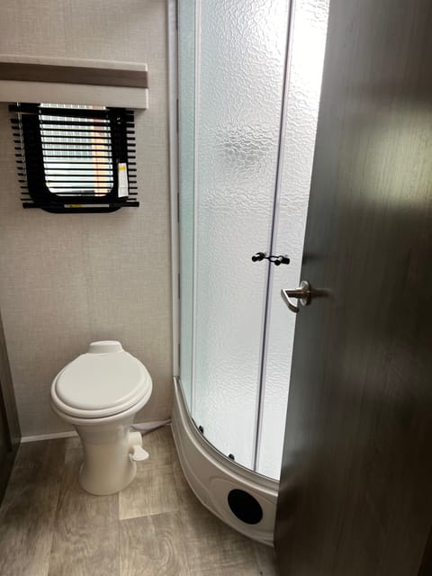 2022 Rockwood 35 (8625) - Rate includes Del, Ins & Fees* Towable trailer in New Braunfels