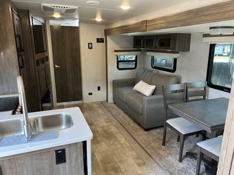 2022 Rockwood 35 (8625) - Rate includes Del, Ins & Fees* Towable trailer in New Braunfels